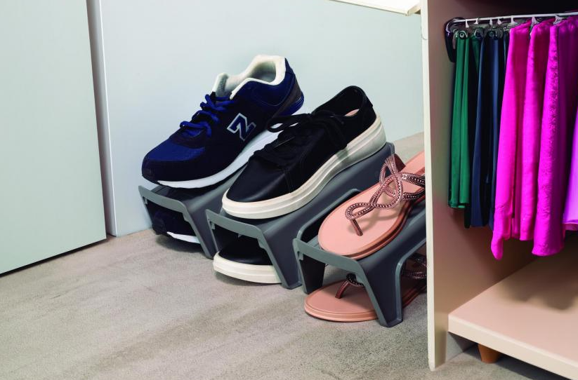 3 itens indispensáveis para organizar seus sapatos e aproveitar melhor o espaço!