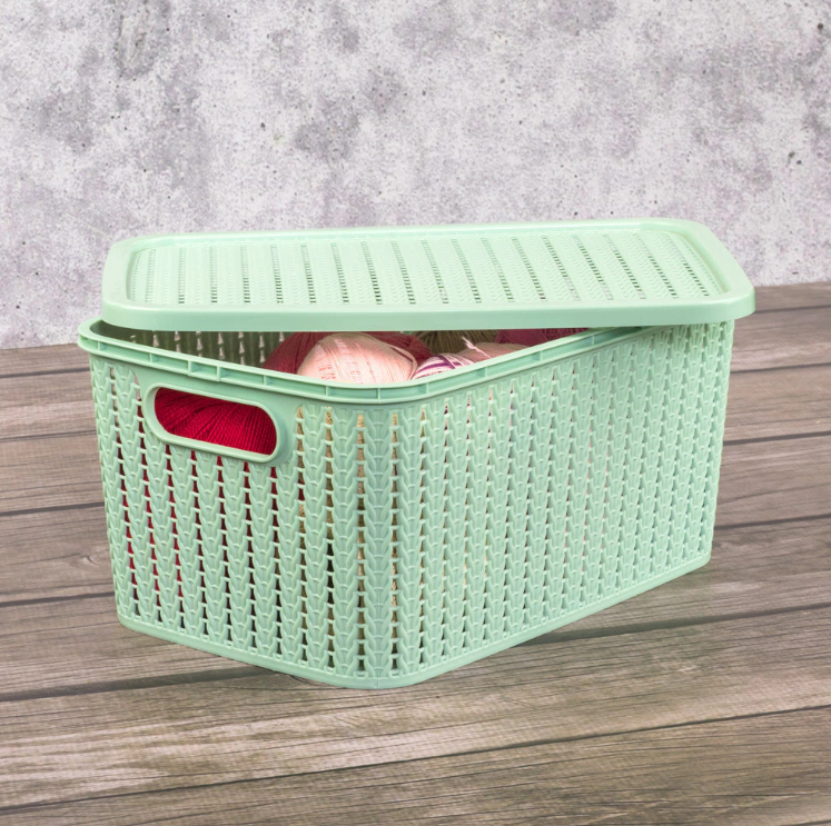 Como usar caixas organizadoras com tampa em festas?