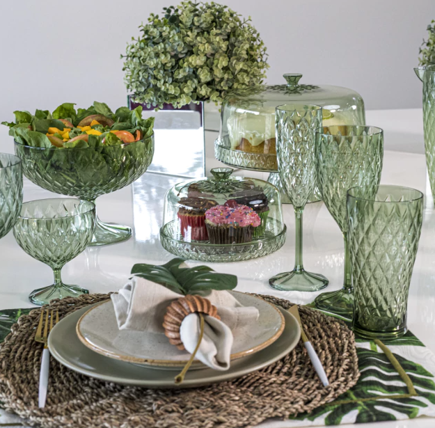 Copos decorados: estilo e funcionalidade para o dia a dia e ocasiões especiais